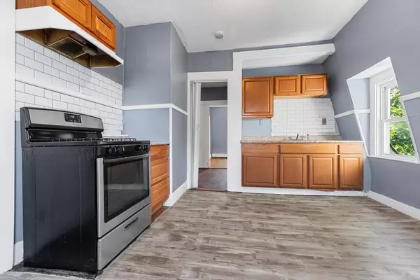 Lynn, MA 01902,4-6 Kenwood Ter