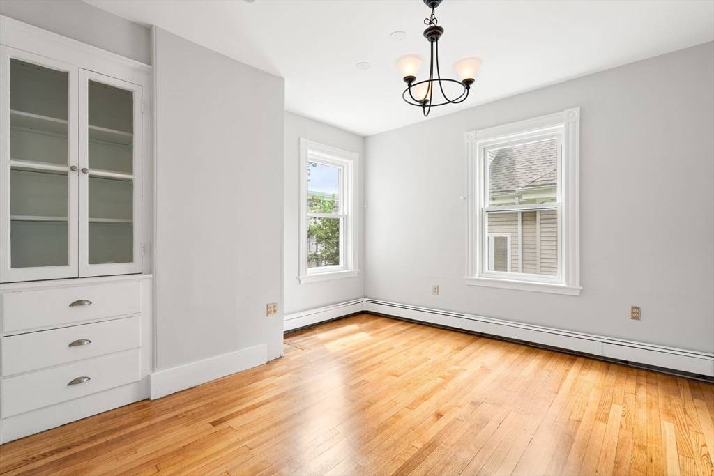 Boston, MA 02130,27 Chilcott Place #2