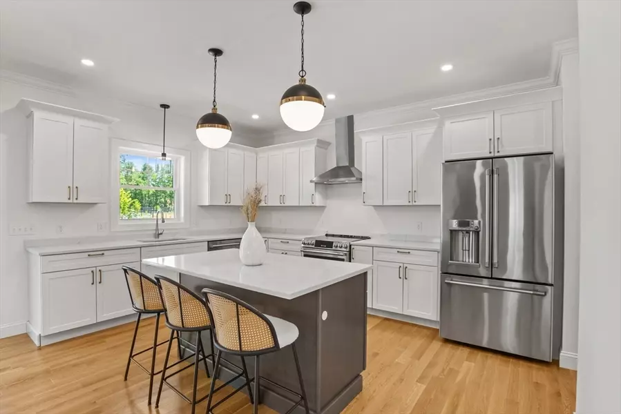 8 Mass Avenue, Wilmington, MA 01887
