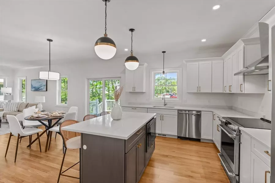 8 Mass Avenue, Wilmington, MA 01887