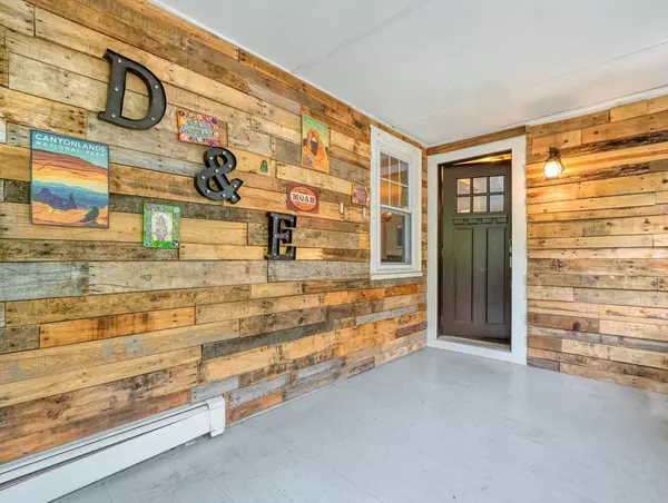 Westwood, MA 02090,40 Colburn Street