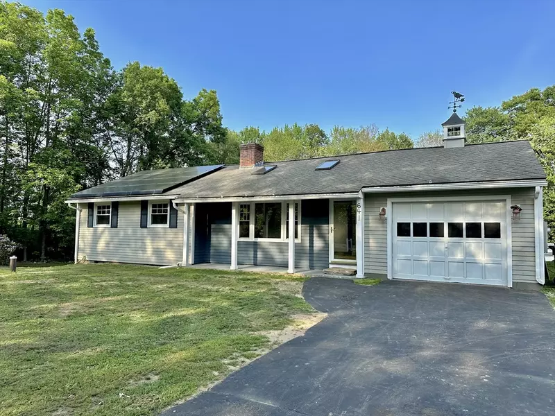 641 Little Rest Rd, Warren, MA 01083