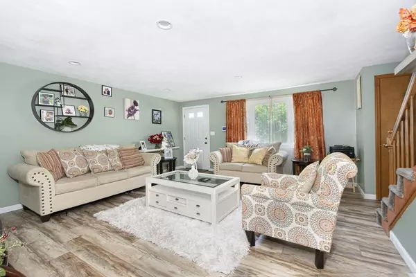 Methuen, MA 01844,24 Penobscott Circle #24