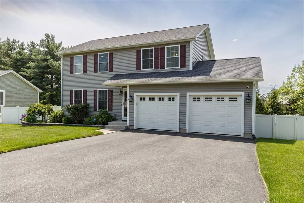 East Longmeadow, MA 01128,169 Braeburn Rd