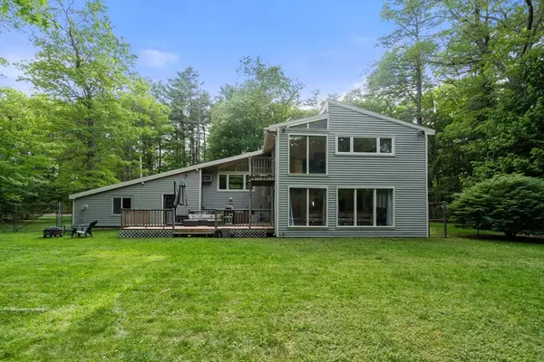 Sharon, MA 02067,39 Moose Hill Street