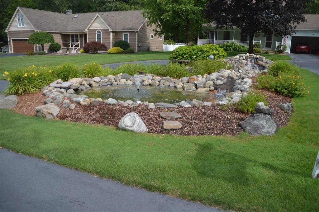 Ludlow, MA 01056,127 Parker Lane