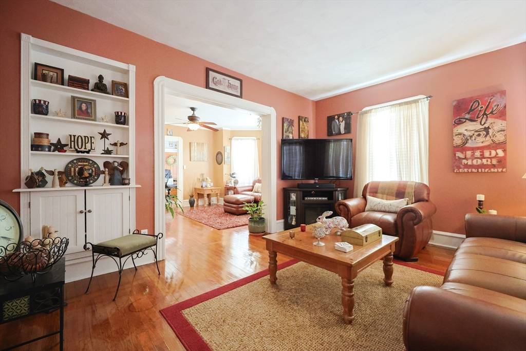 Fall River, MA 02721,168 Forest St