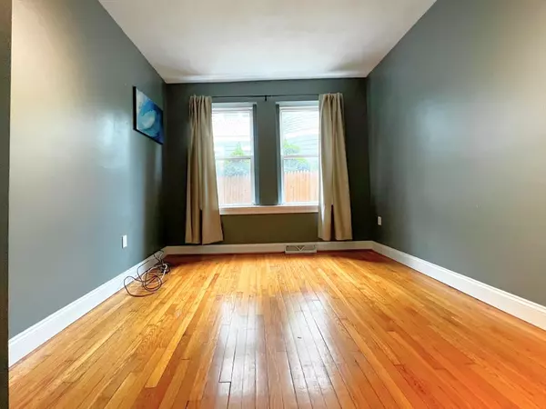 Boston, MA 02124,8 Edwin Street ##1