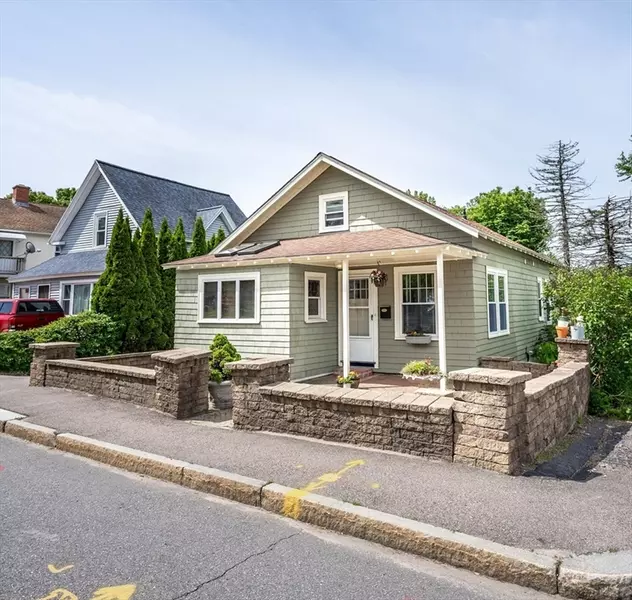 204 Massasoit Rd, Worcester, MA 01604