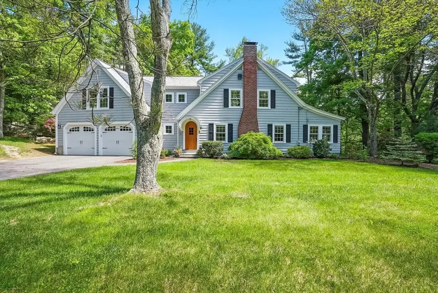 43 West Main, Upton, MA 01568