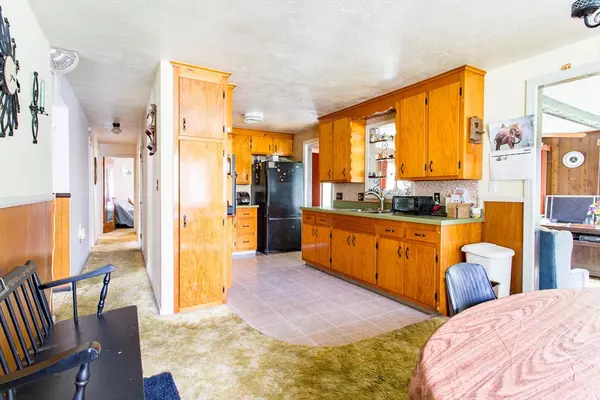 West Brookfield, MA 01585,12 Hadley Path