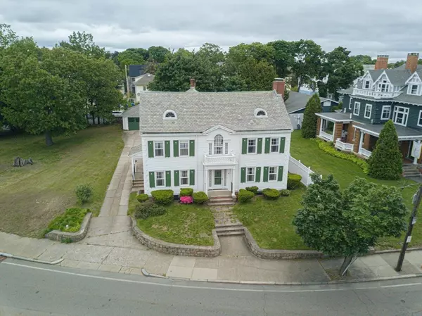 36 Underwood St, Pawtucket, RI 02860