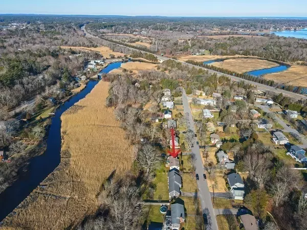 Kingston, MA 02364,22 Riverside Dr