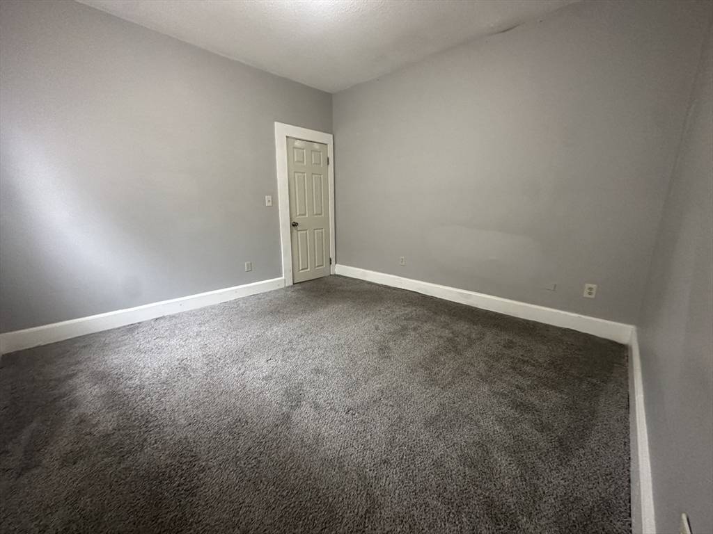 Springfield, MA 01108,540 White Street #2