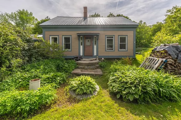 Huntington, MA 01050,52 Searle Rd