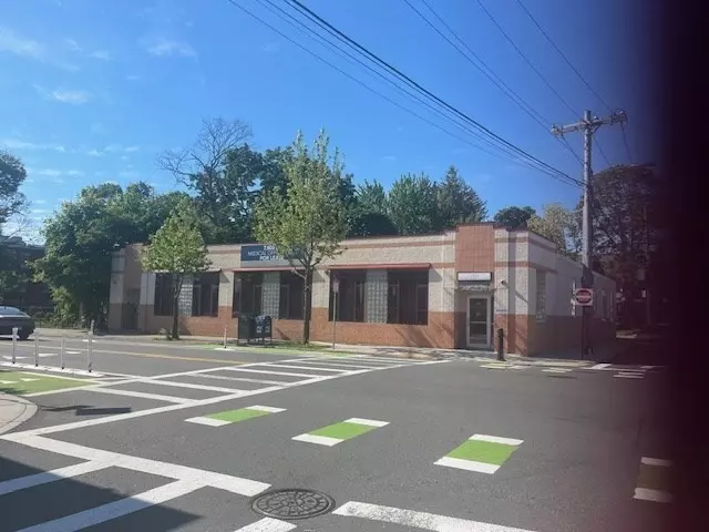 Boston, MA 02135,114-116 North Beacon