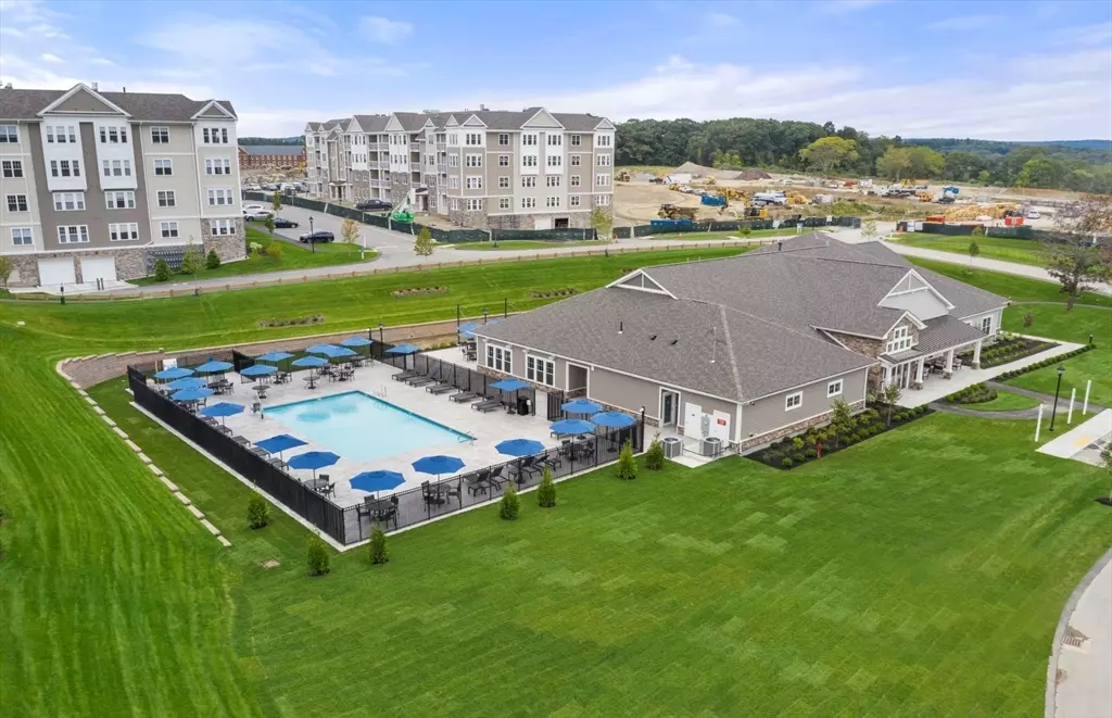 Westborough, MA 01581,2 Codman Way #201