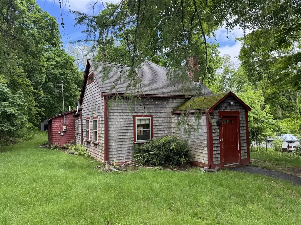 East Bridgewater, MA 02333,54 Plymouth St