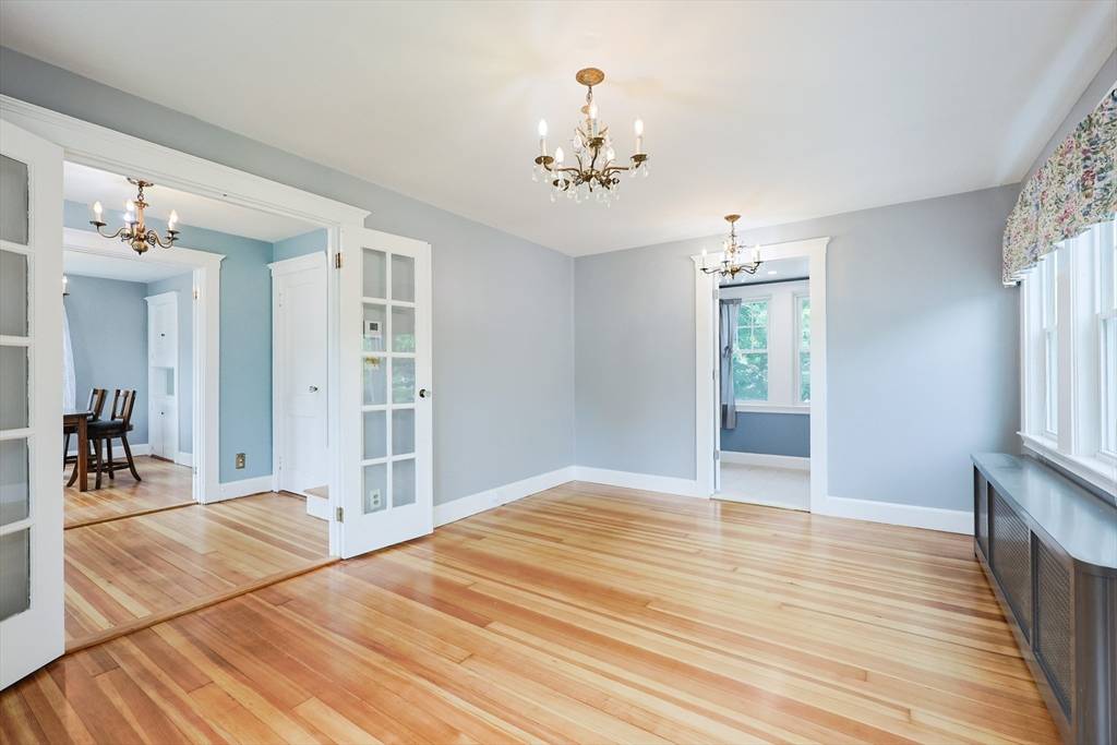 Dedham, MA 02026,14 Elm  Street
