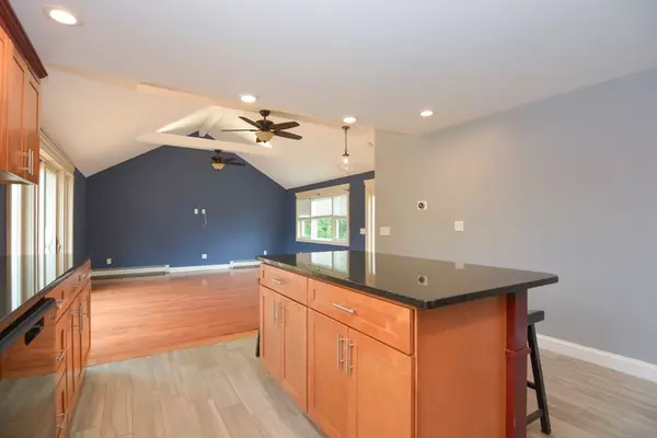 Norwood, MA 02062,4 Fern St