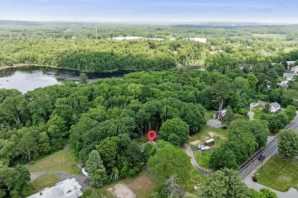 Middleton, MA 01949,123 Forest St