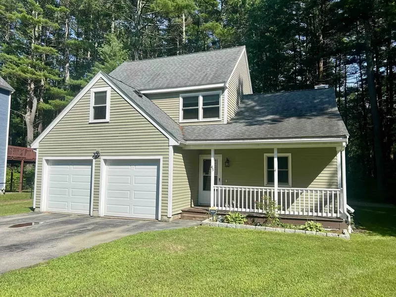 45 Winterberry Way, Bedford, MA 01730