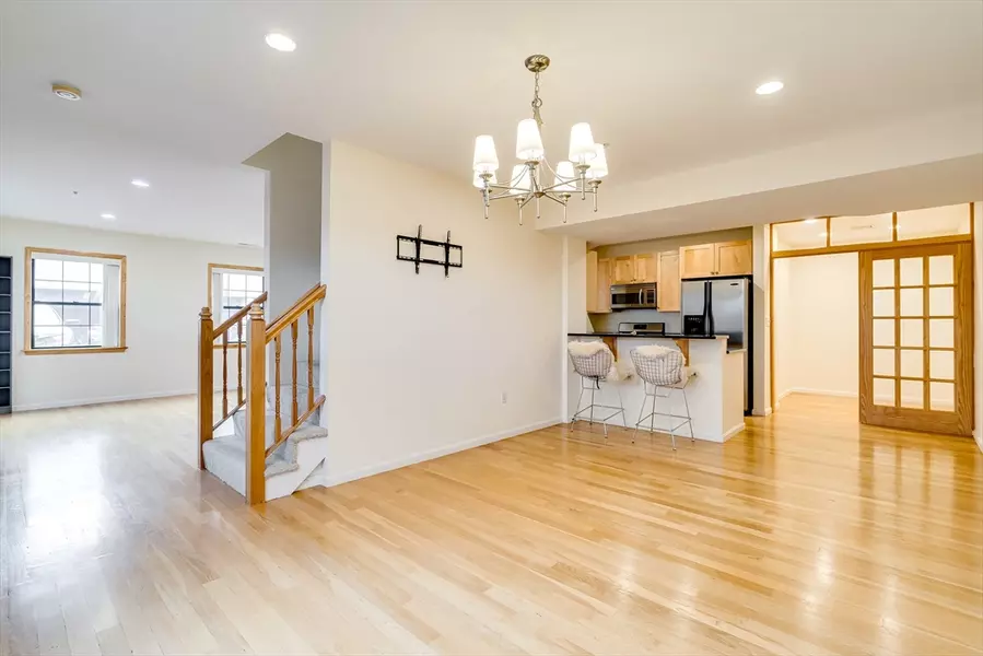210 Broadway #107, Everett, MA 02149
