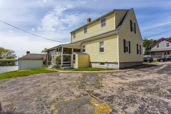 Tiverton, RI 02878,195 Hooper Street