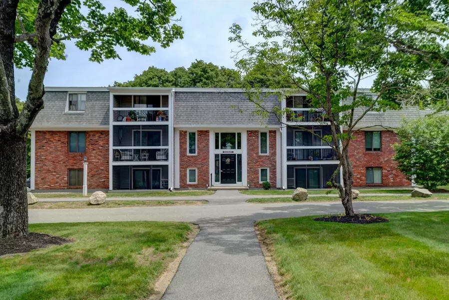 15 Foundry Street #B1, Easton, MA 02375