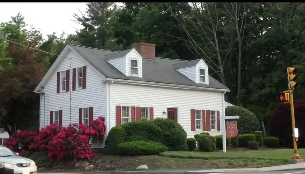 180 W Central Street, Natick, MA 01760