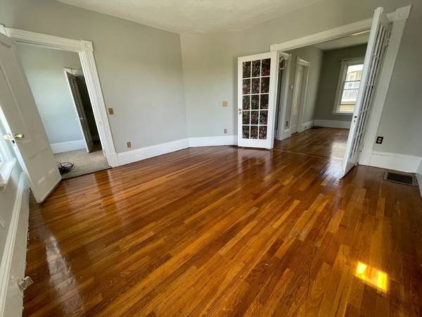 55 Huntington Ave #2, Marlborough, MA 01752