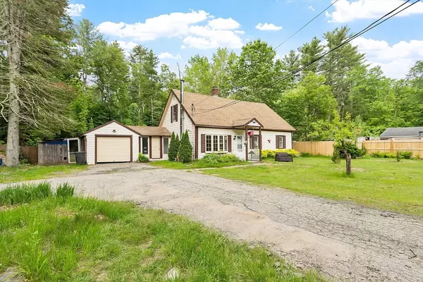 10 Worcester Rd, Townsend, MA 01469