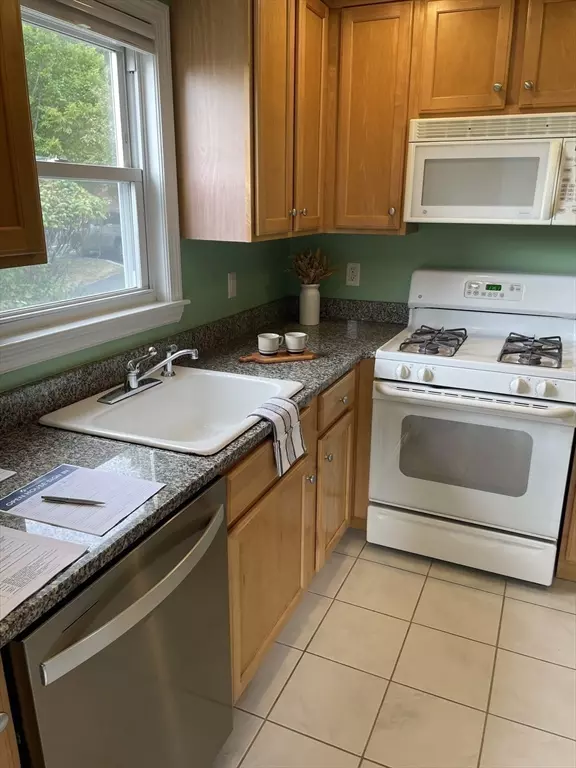 Arlington, MA 02474,472 Summer St #472