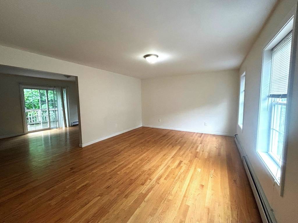 Clinton, MA 01510,50 Top St