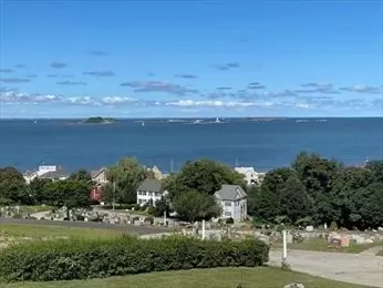 Hull, MA 02045,8 Douglas Ave