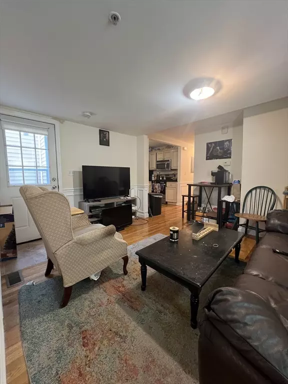 Cambridge, MA 02141,89 Spring St #1