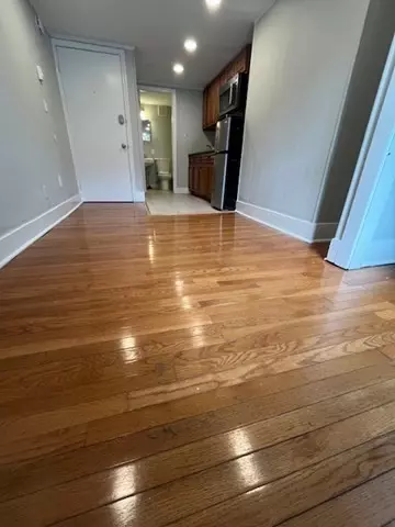 Boston, MA 02215,507 Beacon #B