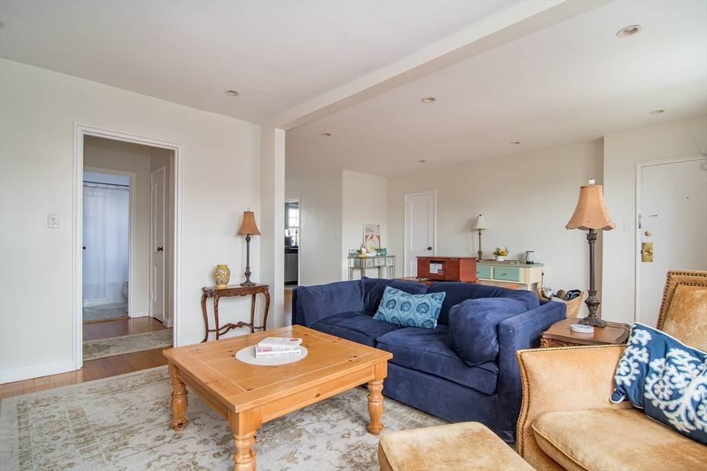 Boston, MA 02127,25 Lennon Ct #27