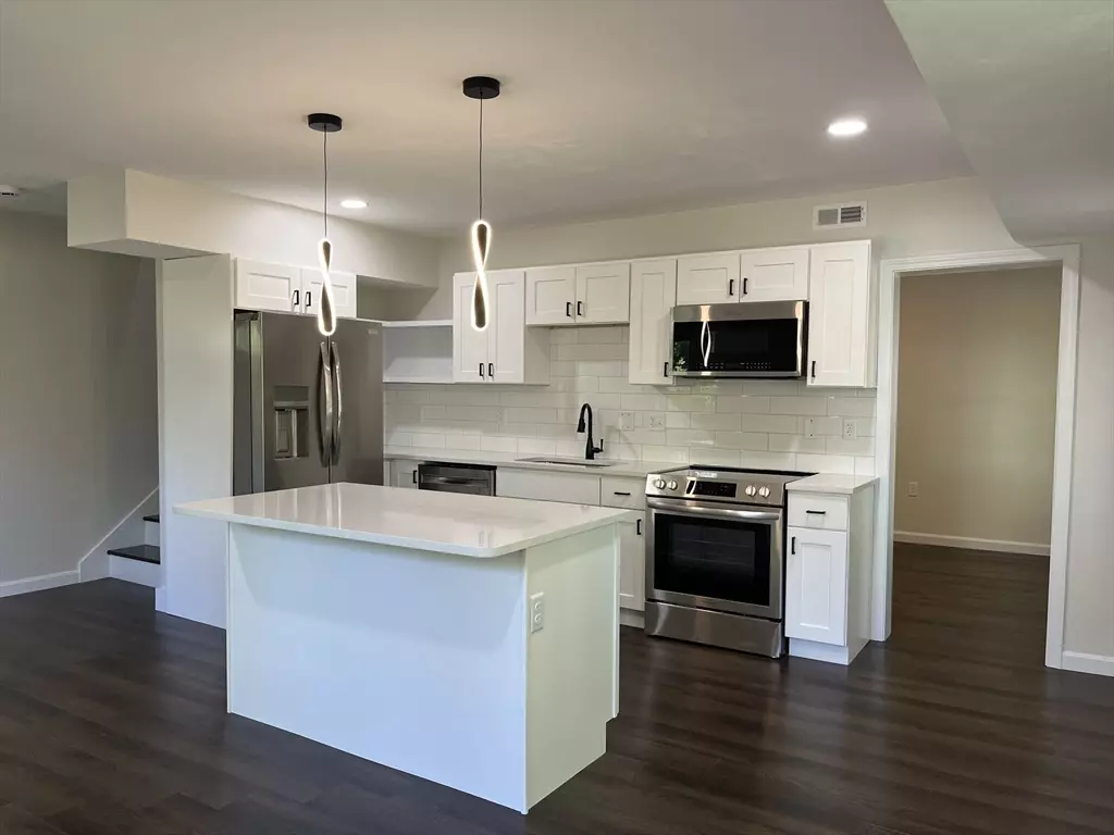 Fitchburg, MA 01420,88 Ashburnham St