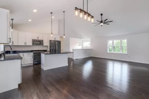 Barre, MA 01005,14 Jackson Lane