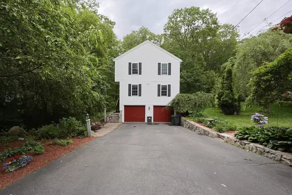 Ashland, MA 01721,11 Dianne Ln