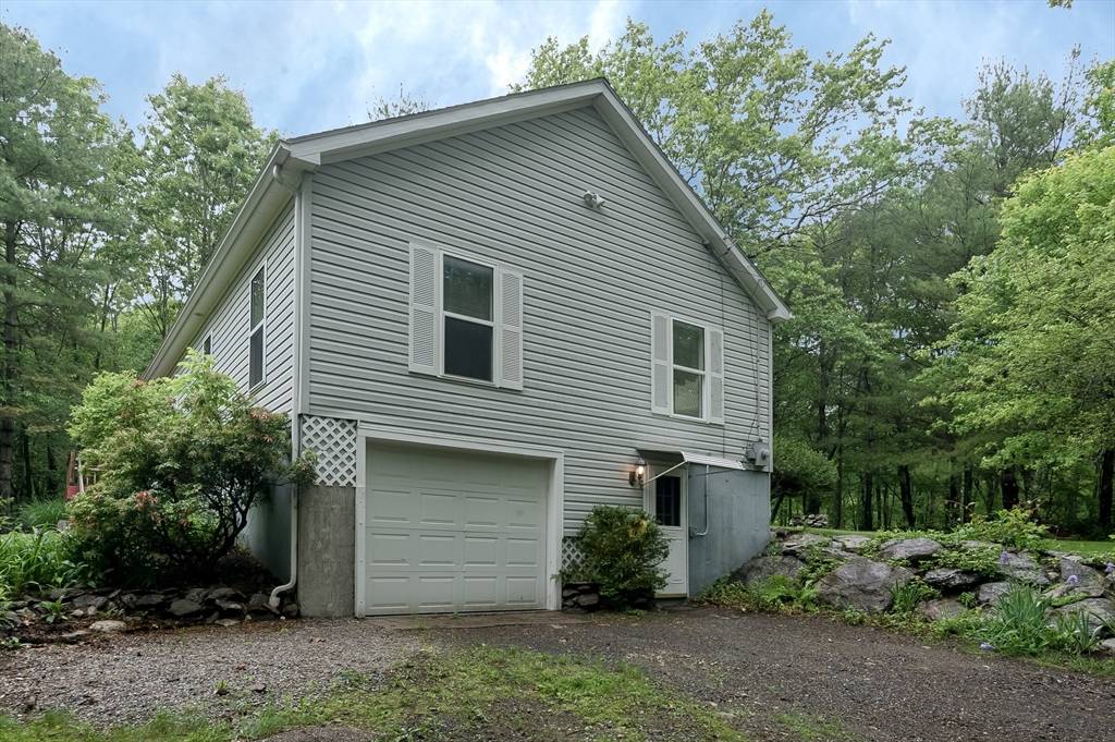 Auburn, MA 01501,17 Bridge Street