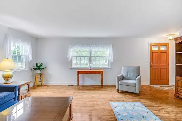 Falmouth, MA 02536,24 Emerald Ln