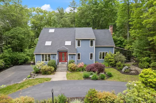 Natick, MA 01760,7 Merifield Ln