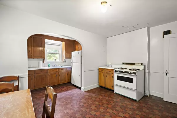 Lexington, MA 02421,104 Reed St