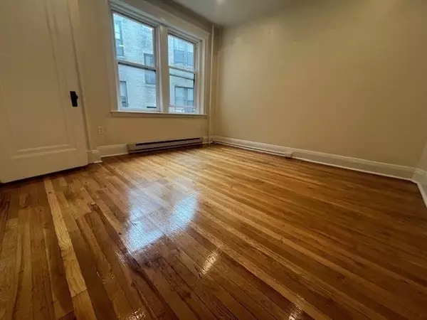 Boston, MA 02215,73 Park Drive #15