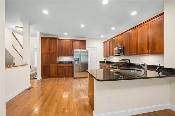 Grafton, MA 01536,64 Lincoln Lane #64