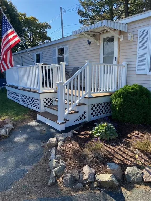 251 Newbury #1, Peabody, MA 01960