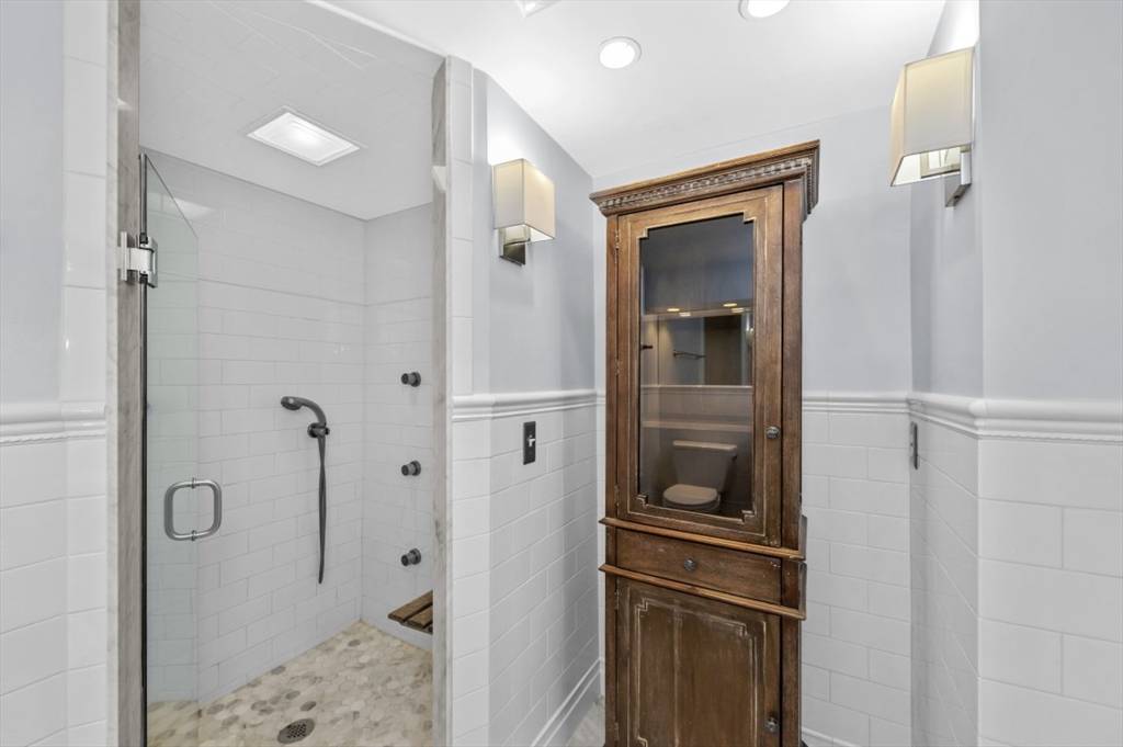 Boston, MA 02109,130 Fulton Street #20