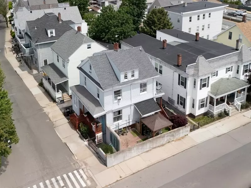 59 Bonair St, Somerville, MA 02145